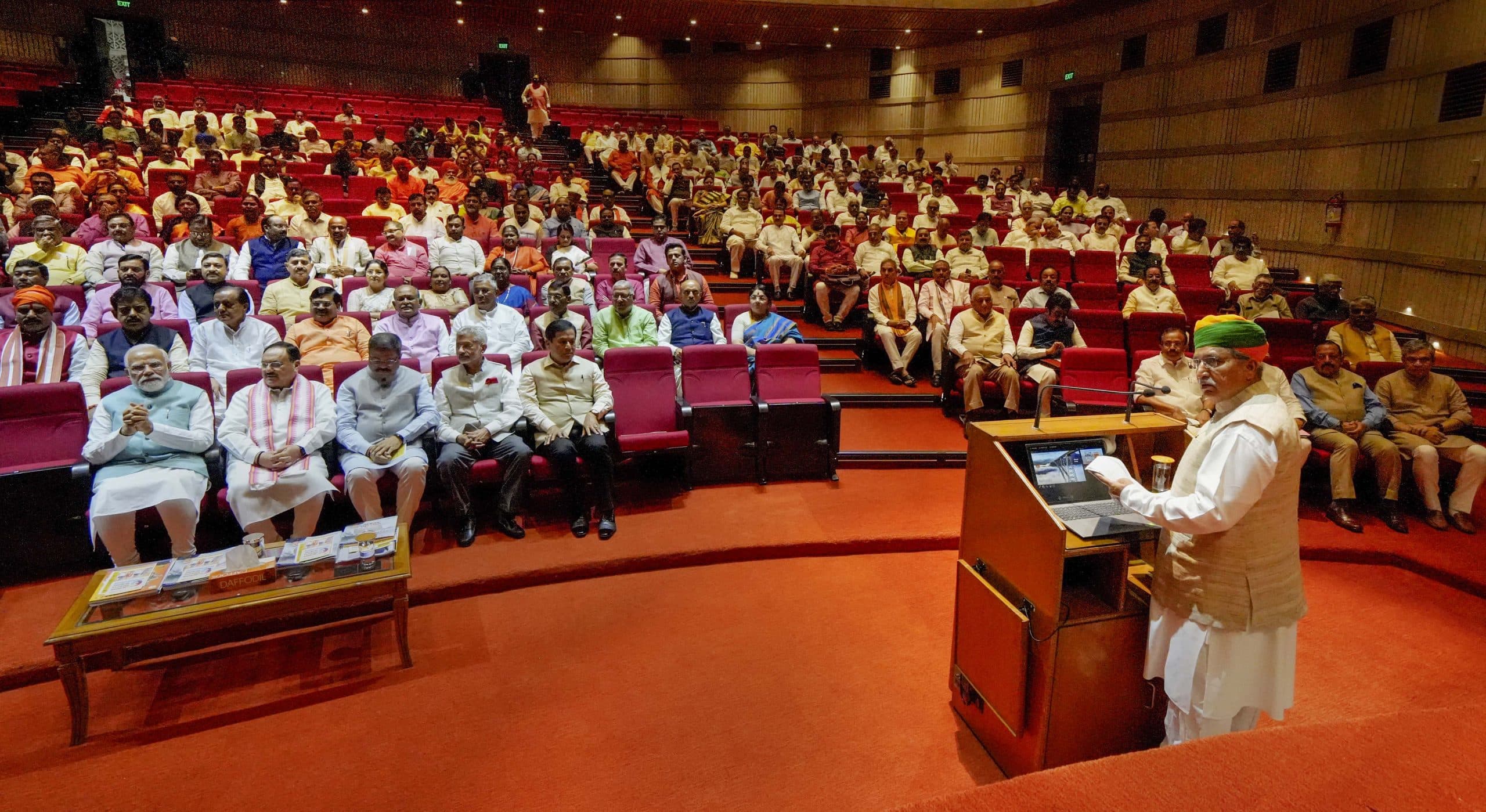 विपक्ष ‘अविश्वास’ से भरा हुआ है, इसे दिखाने के लिए लाया गया अविश्वास प्रस्ताव, पीएम मोदी का कटाक्ष