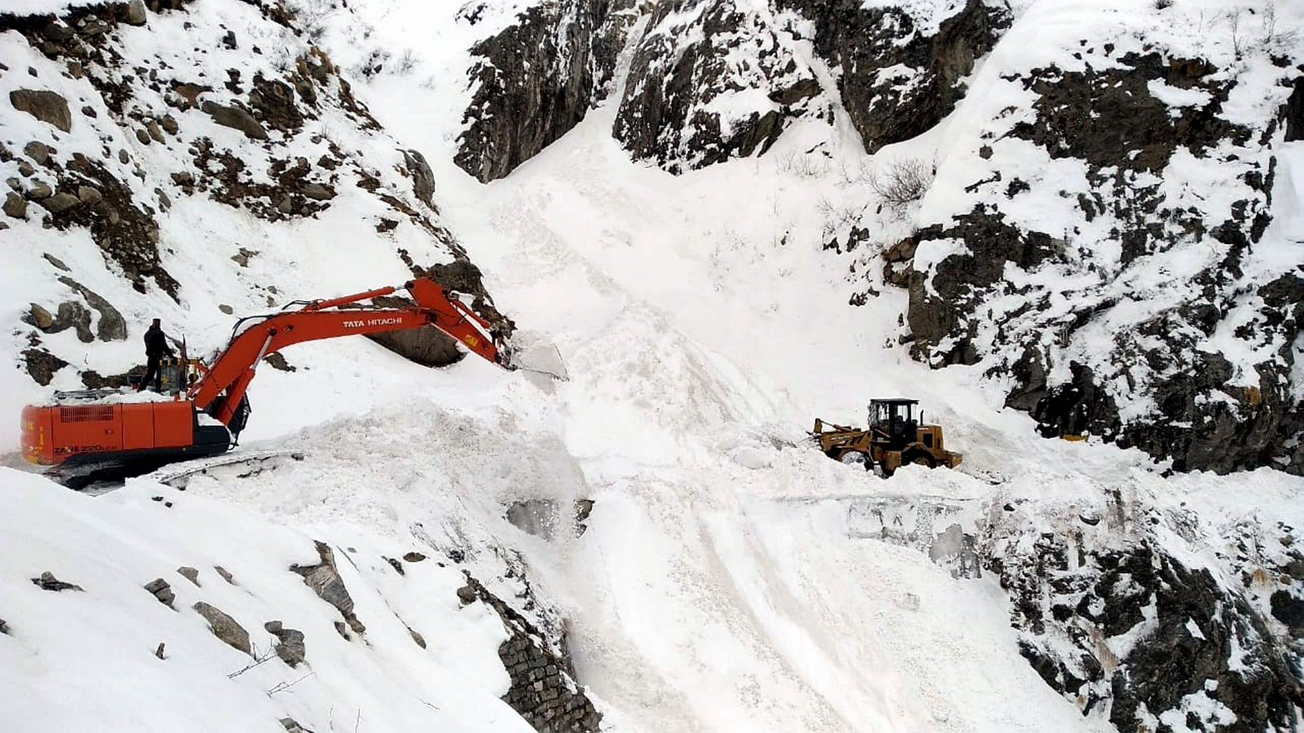 Weather Forecast :  इन राज्यों में होगी भारी बारिश, बिहार में न्यूनतम तापमान बढ़ा, जानें झारखंड-दिल्ली-यूपी सहित अन्य राज्यों के मौसम का हाल