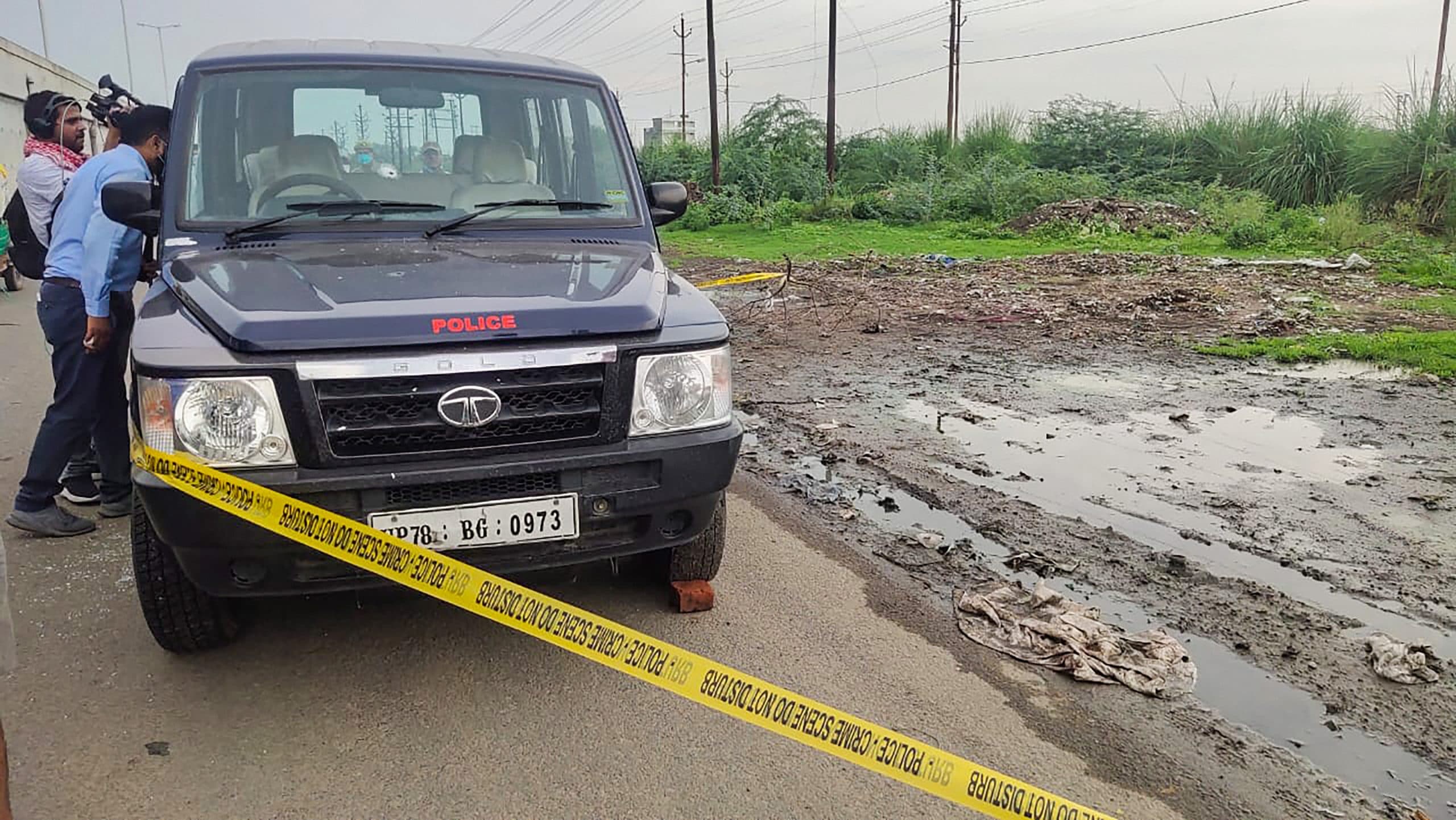 Kanpur Encounter : विकास दुबे का होना चाहिए था 'सीधा एनकाउंटर', शहीद पुलिसकर्मियों के परिजनों की मांग