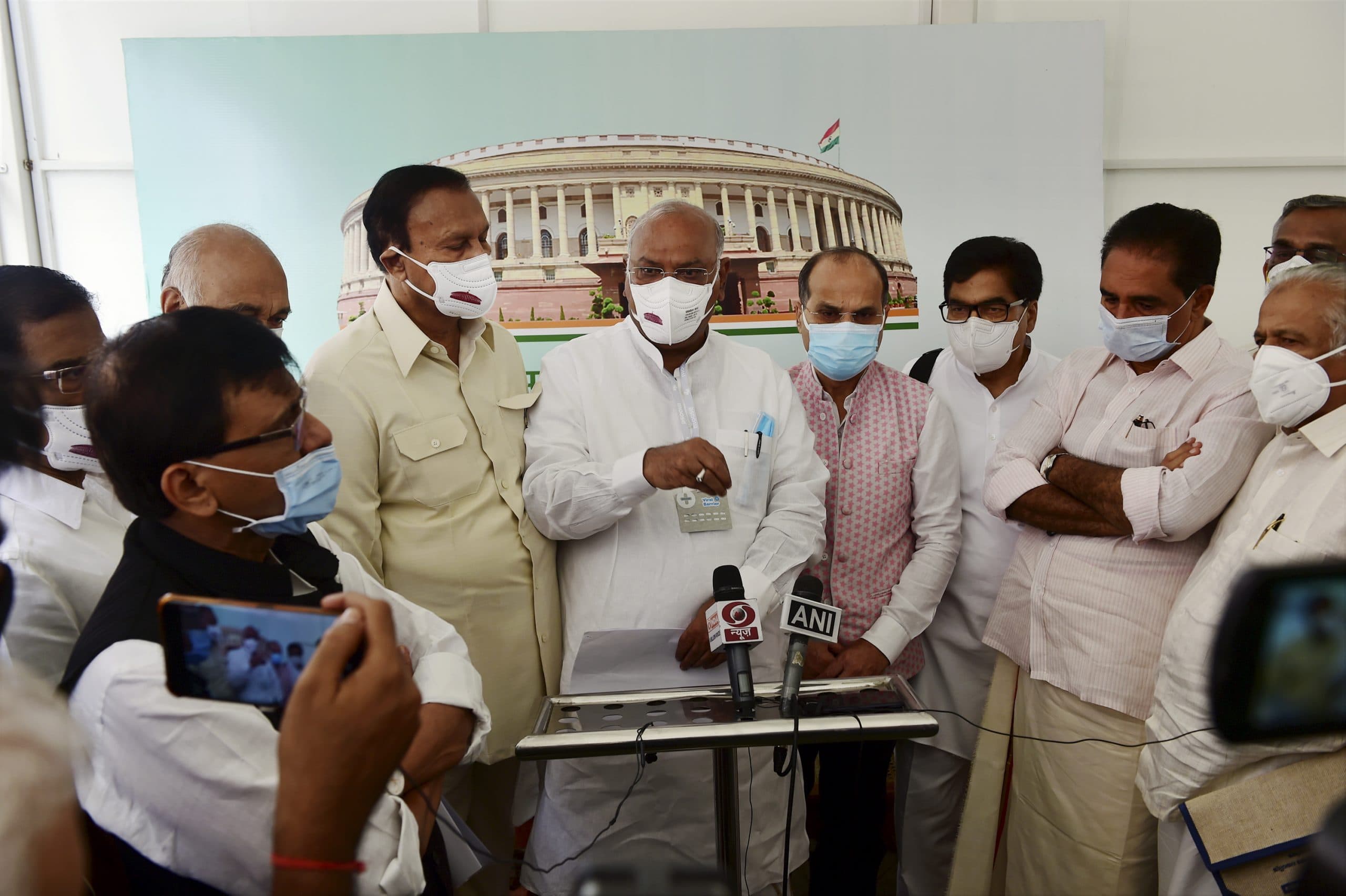 OBC list, Parliament : ओबीसी संबंधी विधेयक आसानी से संसद में हो जाएगा पास ? विपक्ष ने बताया अपना मूड