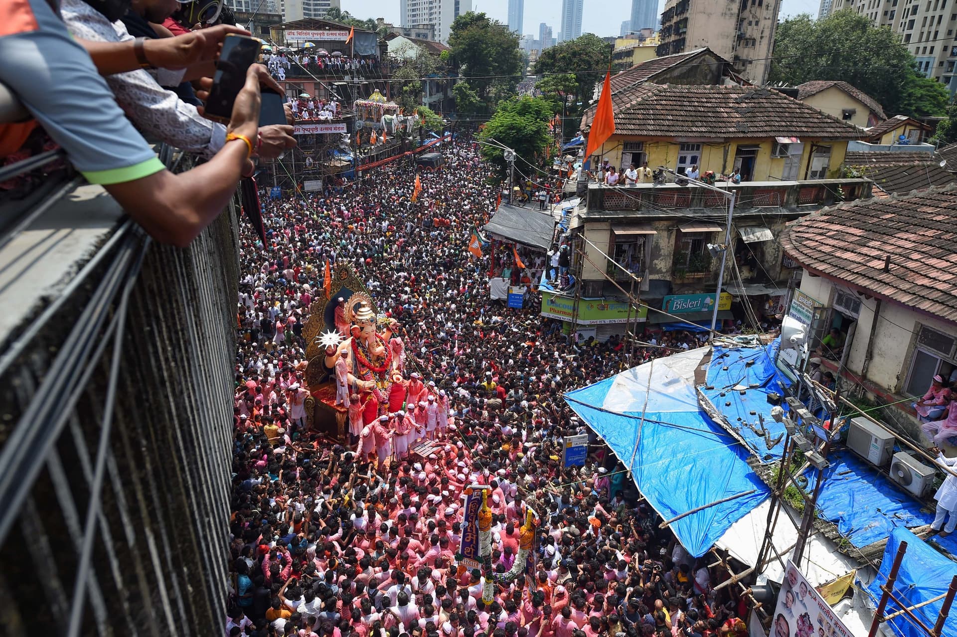 Lalbaugcha Raja 2022 Visarjan Live: लालबाग के राजा की विसर्जन वीडियो यहां देखें