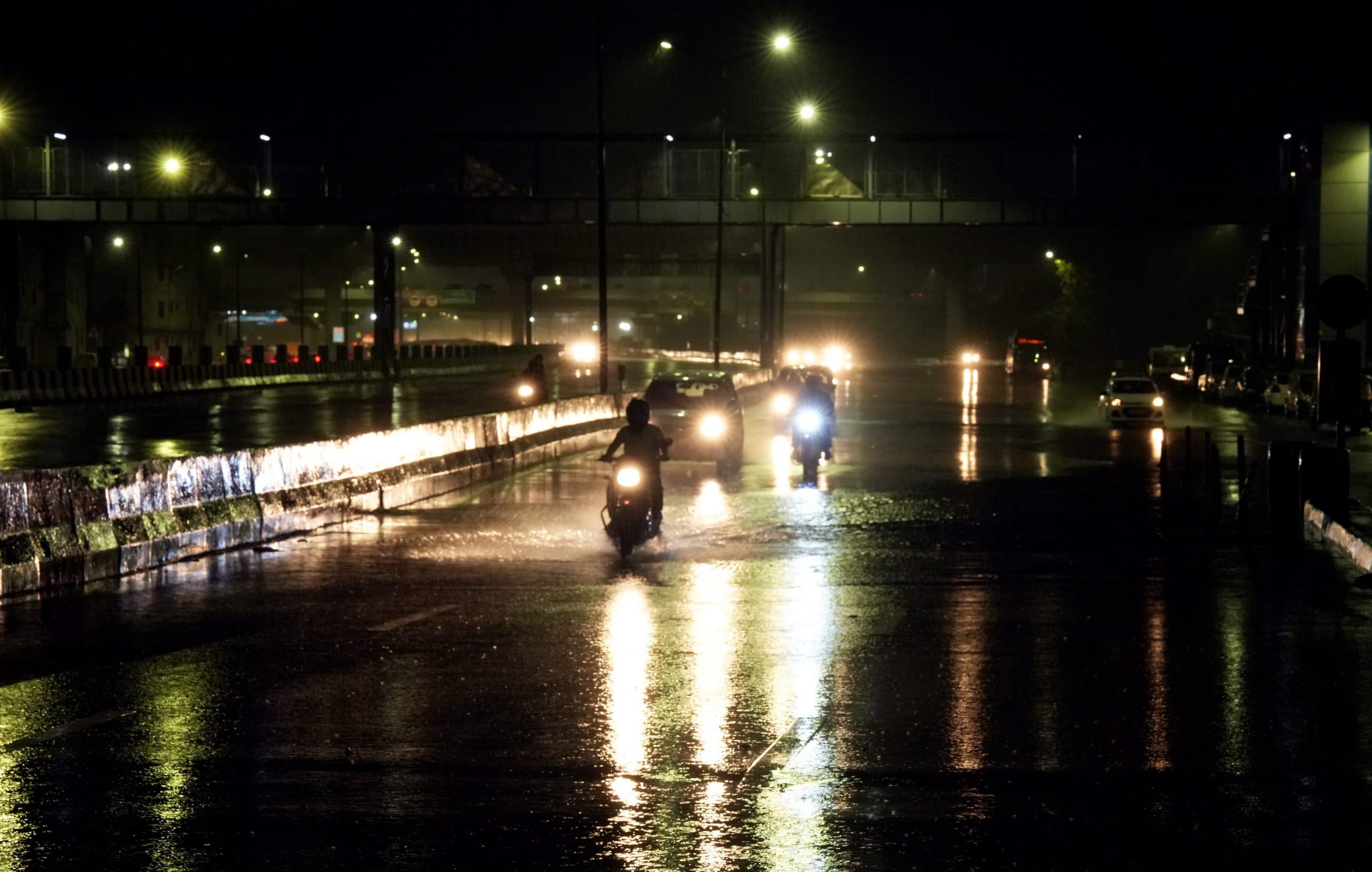 Weather Forecast Today: इन राज्यों में होगी भारी बारिश, जानें अपने इलाके के मौसम का हाल