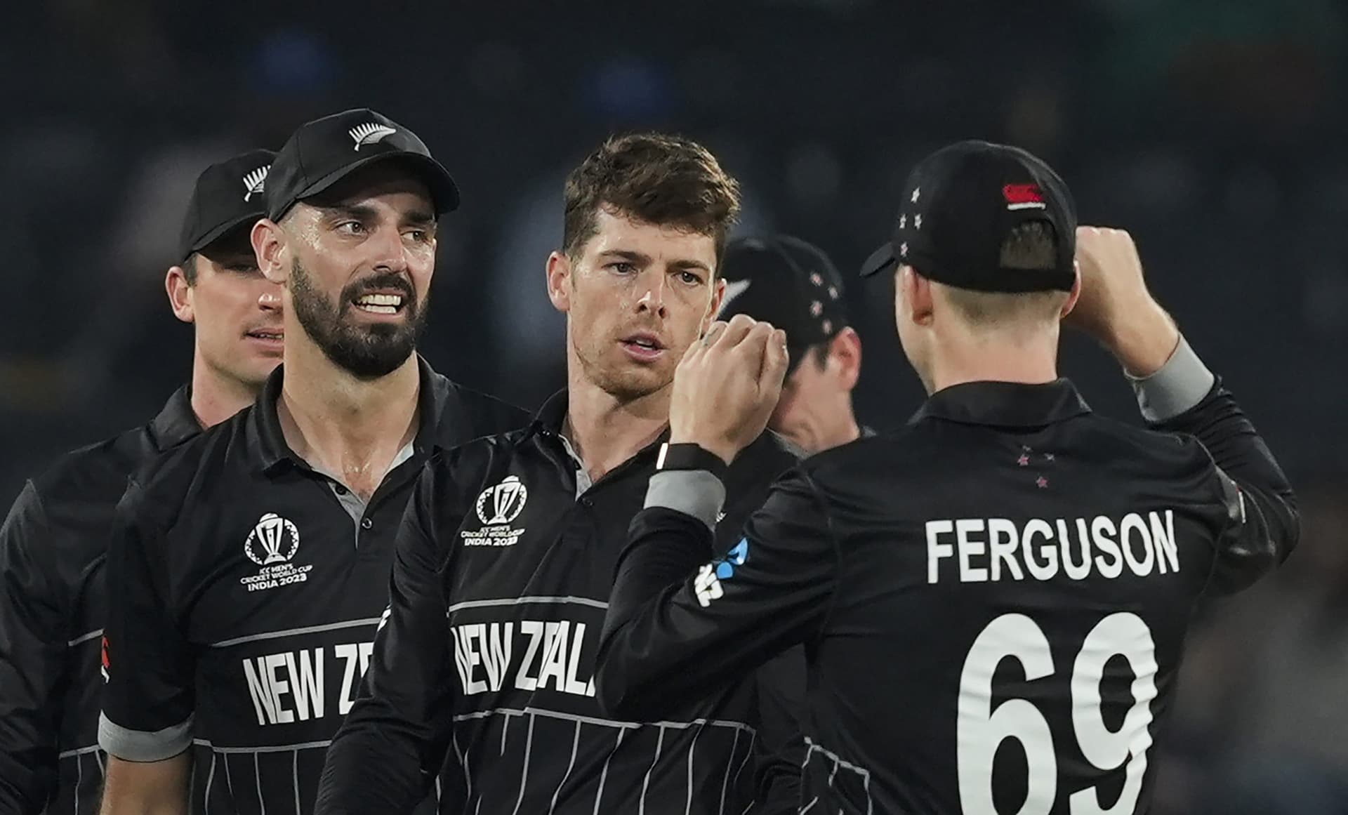NZ vs NED CWC 2023 Photos: न्यूजीलैंड ने नीदरलैंड को 99 रन से हराया, मिशेल सेंटनर ने झटके 5 विकेट