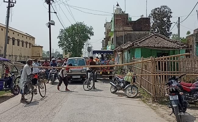 भागलपुर के नवगछिया में दोस्त ने कर दी गोली मारकर फाइनेंसकर्मी की हत्या, ग्रामीणों ने किया सड़क जाम