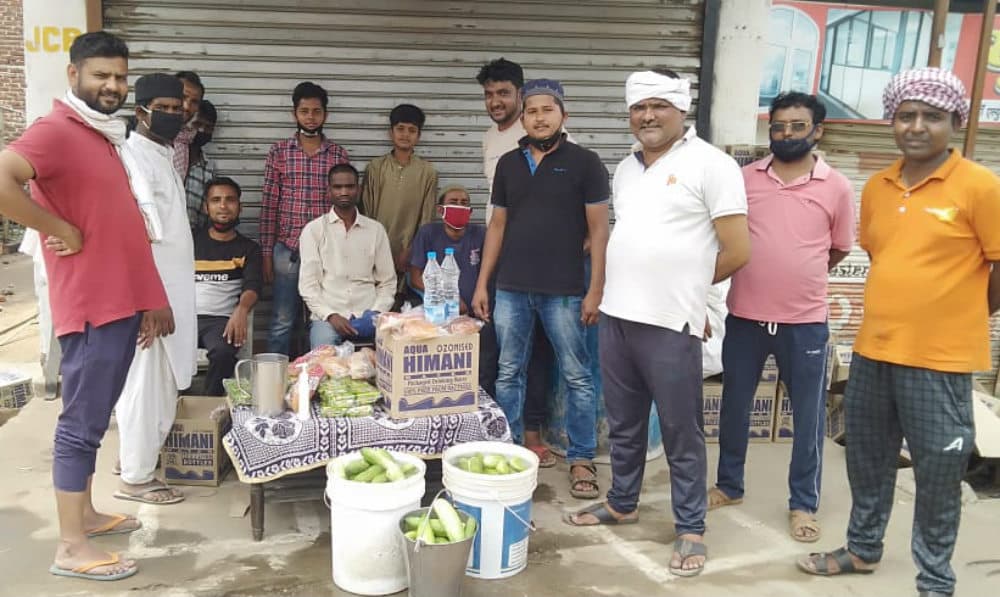 माह-ए-रमजान में गुमला शहर के मुसलिम युवा निभा रहे मानवता का फर्ज