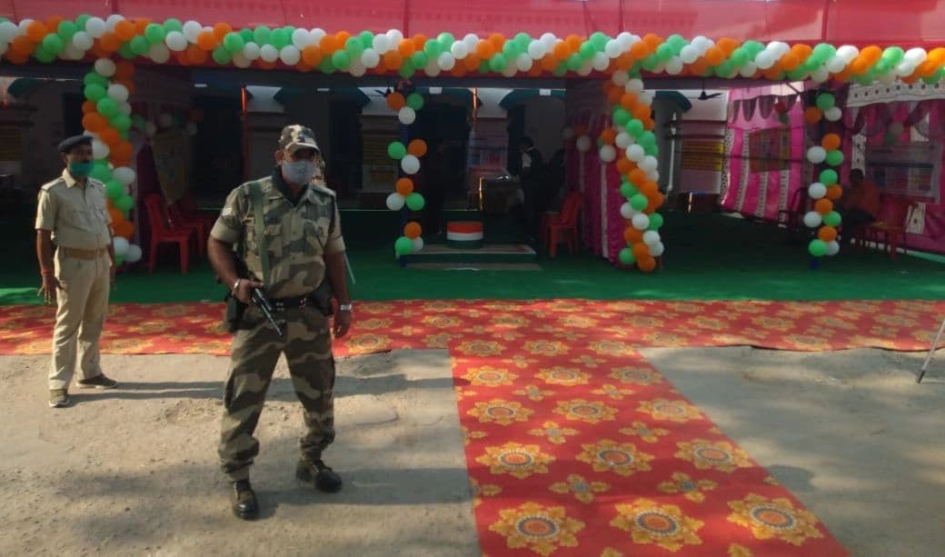 Polling Stations: मतदाता एक क्लिक में चेक करें अपना पोलिंग बूथ, ये सिंपल टिप्स करें फॉलो