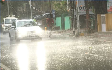 Yaas Cyclone in Bihar : यास से थमा बिहार, घर ढहे, बच्चे की मौत, 10 जिले अलर्ट पर
