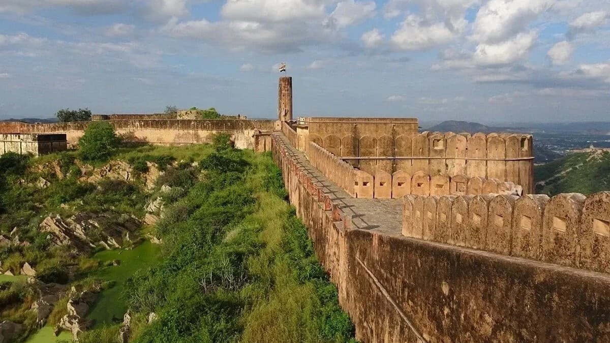 Independence Day 2023 : 15 अगस्त स्वतंत्रता दिवस के मौके पर घूमें राजस्थान की इन जगहों पर