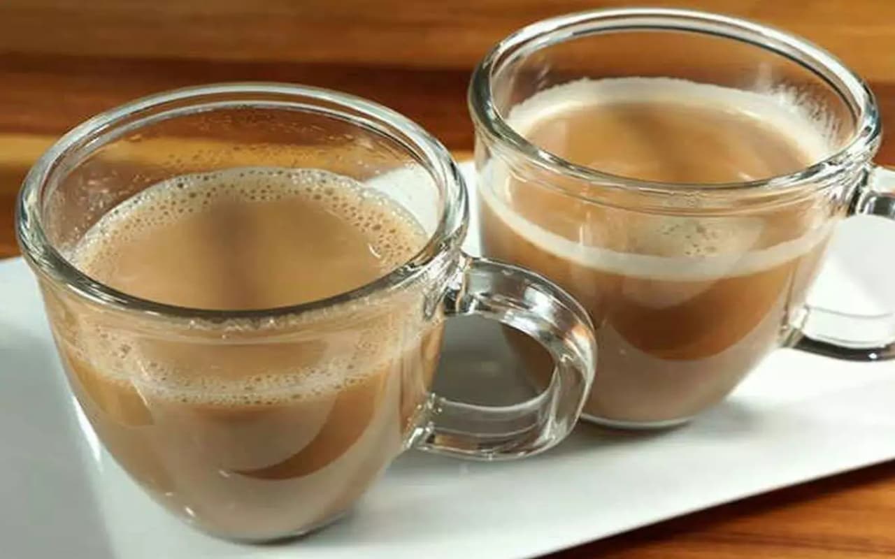 चाय-कॉफी नहीं, सुबह खाली पेट पीना शुरू कर दें ये 4 ड्रिंक, मिलेंगे कई Health Benefits