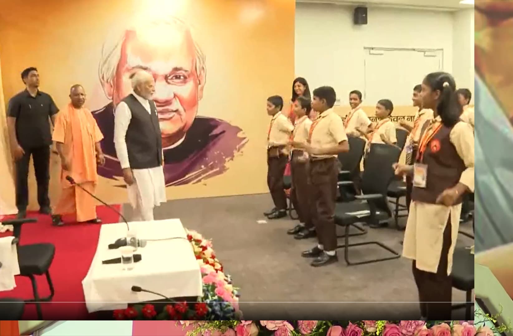 PM Modi Varanasi Visit : महिलाओं की ताकत के कारण विरोध करने वालों को भी कानून का करना पड़ा समर्थन : पीएम मोदी