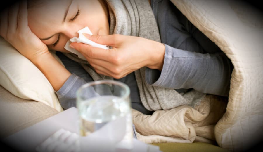 Corona और बदलते मौसम के बीच खुद को कैसे बचाएं सर्दी जुकाम से