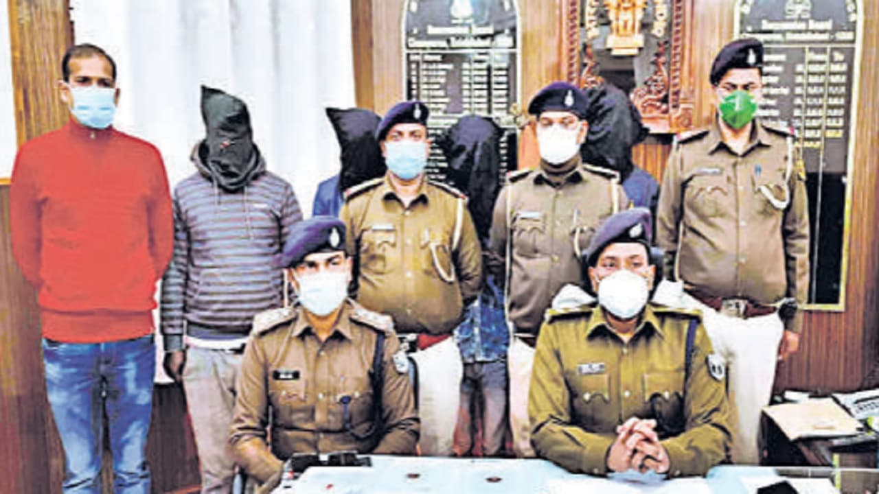 Bihar News: फ्लिपकार्ट ऑफिस से 40 लाख लूट की बना रहे थे योजना, मुजफ्फरपुर के शातिर समेत चार गिरफ्तार