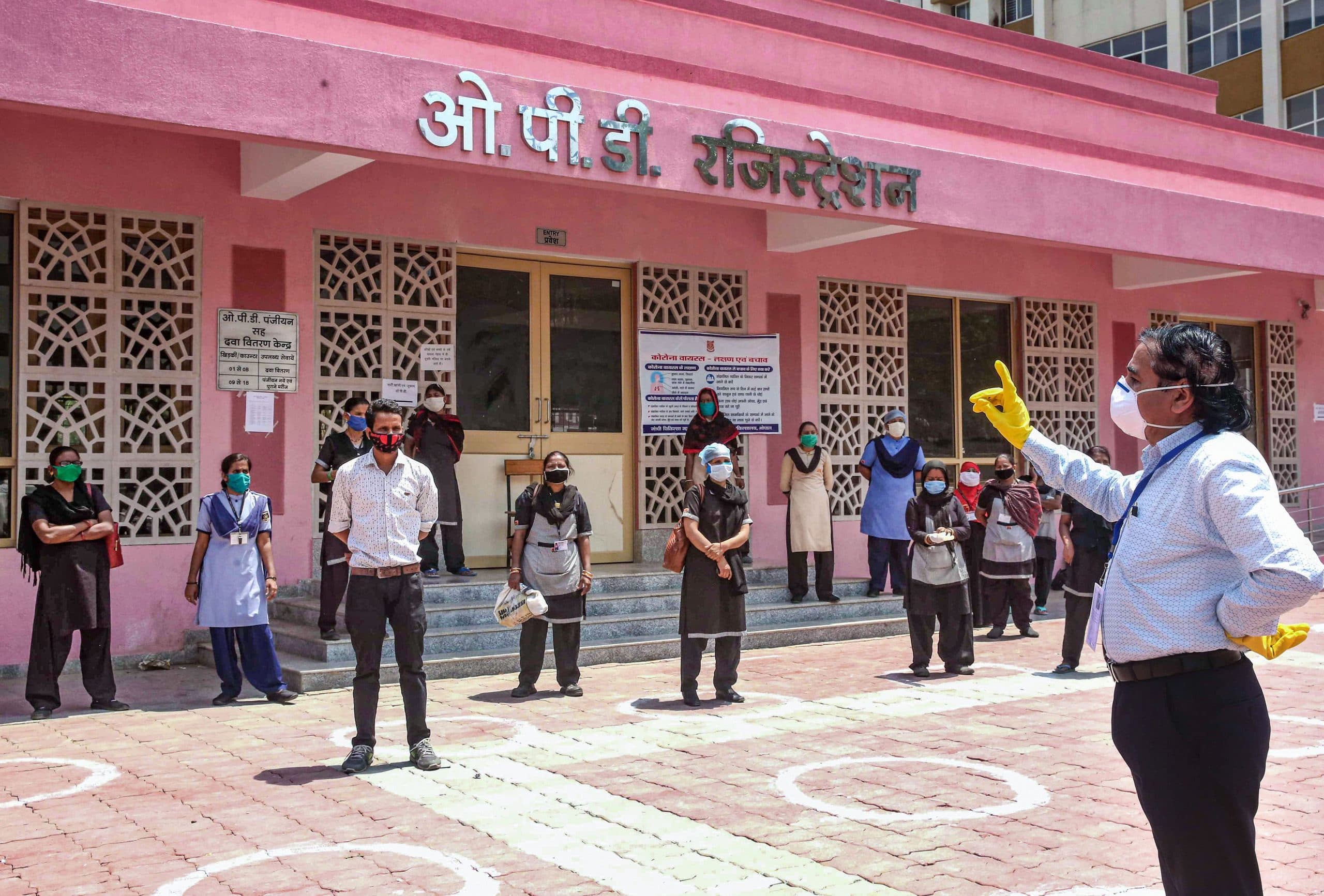 कोरोना के संक्रमण से मध्यप्रदेश में फिर एक डॉक्टर की मौत, 44 नये मामले सामने आये