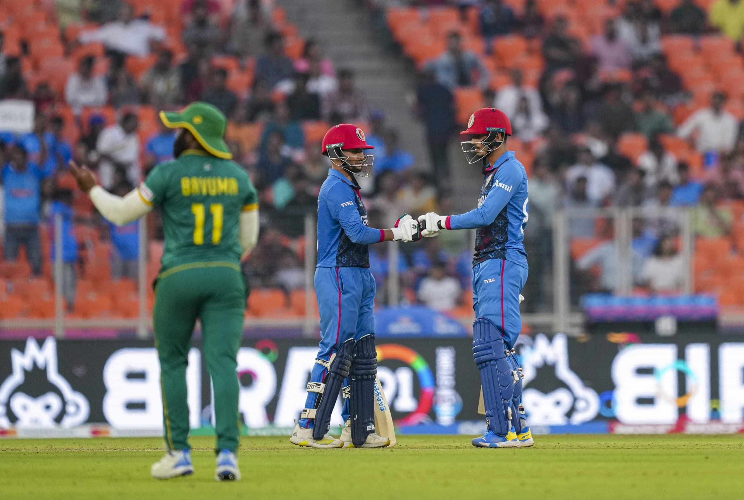 अफगानिस्तान ने मजबूत दक्षिण अफ्रीका के सामने बनाए 244 रन, सेमीफाइनल की दौड़ से लगभग बाहर