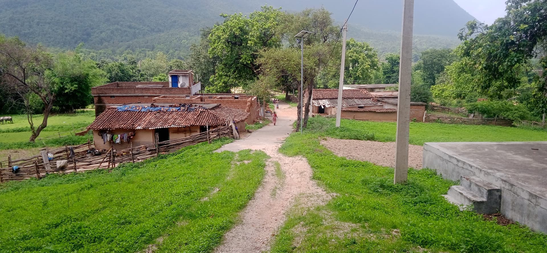 गांवों से शहरों को पलायन की चुनौती