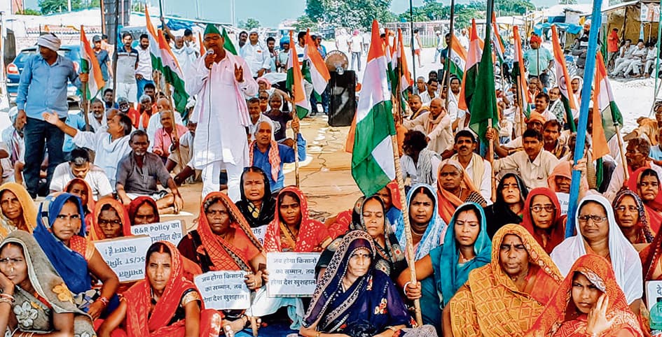 बक्सर में चौसा पॉवर प्लांट का निर्माण कार्य ठप, राशन-पानी लेकर धरना पर बैठें किसान, 359 दिनों से प्रदर्शन जारी