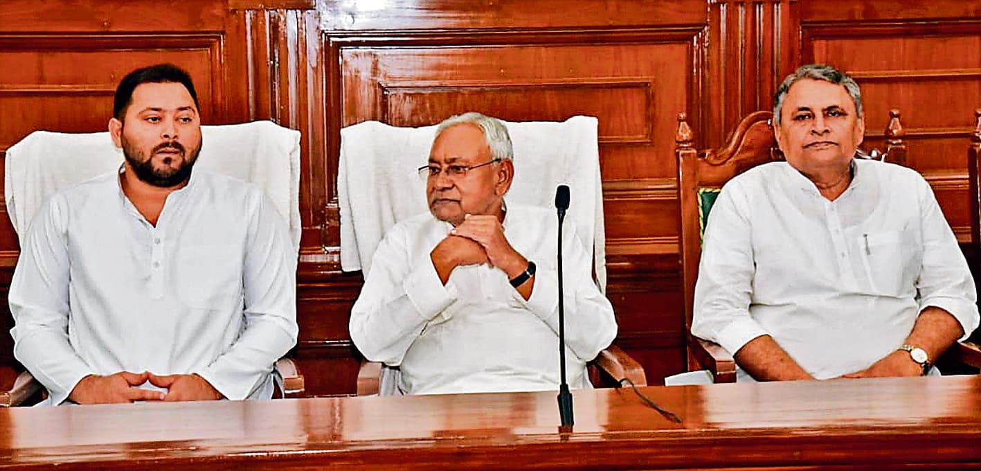 सीएम नीतीश कुमार ने कहा- बिहार में बीजेपी खरीद-फरोख्त की फिराक में, सावधान रहें महागठबंधन के विधायक