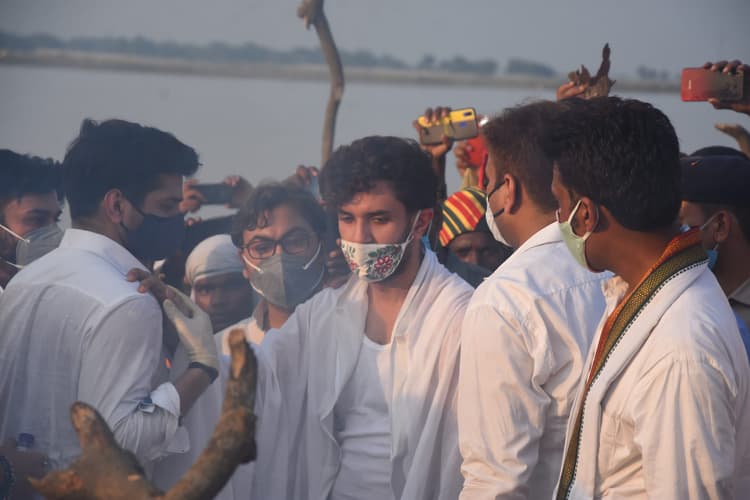 पिता रामविलास पासवान को मुखाग्नि देने के बाद चिराग का सबसे पहला ट्वीट पीएम मोदी के नाम, भावुक कर देने वाला है संदेश