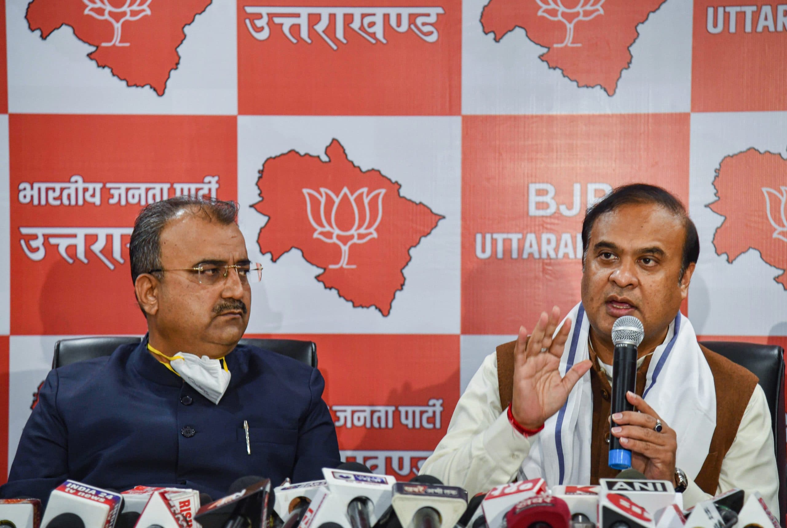 'मैंने कभी सबूत मांगा कि आप राजीव गांधी के बेटे हो या नहीं', सीएम सरमा के बयान से भड़की कांग्रेस