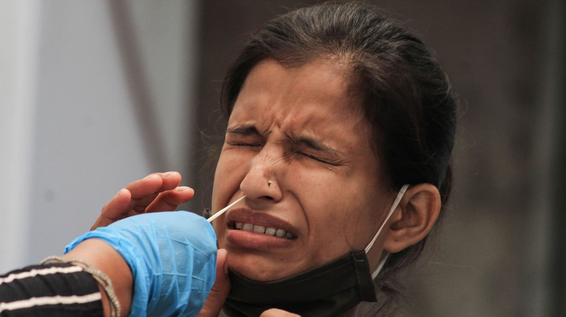 Coronavirus in India: एक दिन में 13,615 कोरोना के नये मामले, डरा रही है एक्टिव मरीजों की संख्या