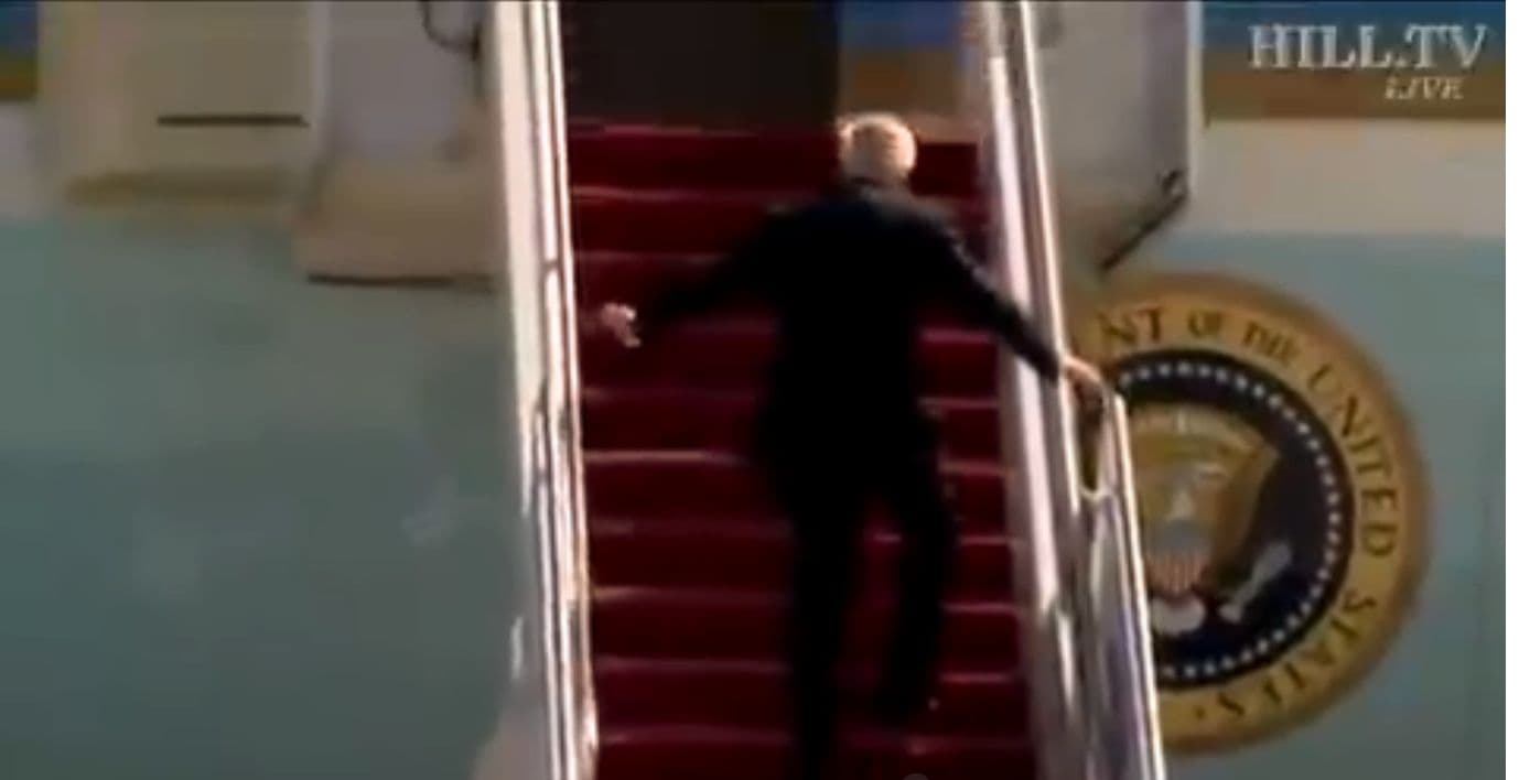 Happy Ramadan Wishes, Images, Quotes, Messages, Shayari In Hindi: 
रमजान मुबारक! दोस्तों को शेयर करें ऐसे ही बधाइयों से भरे संदेश