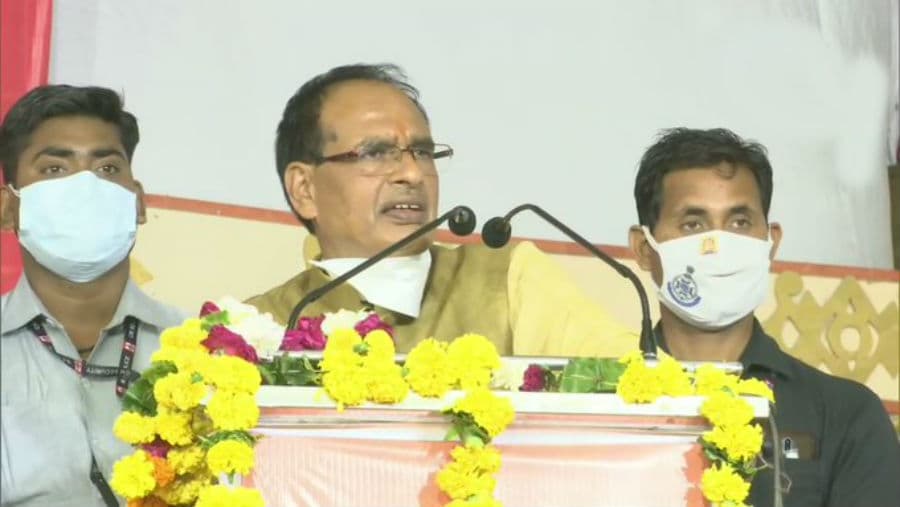 कमलनाथ ने ज्योतिरादित्य सिंधिया की कट्टर समर्थक महिला उम्मीदवार पर की विवादास्पद टिप्पणी, बोले शिवराज माफी मांगें