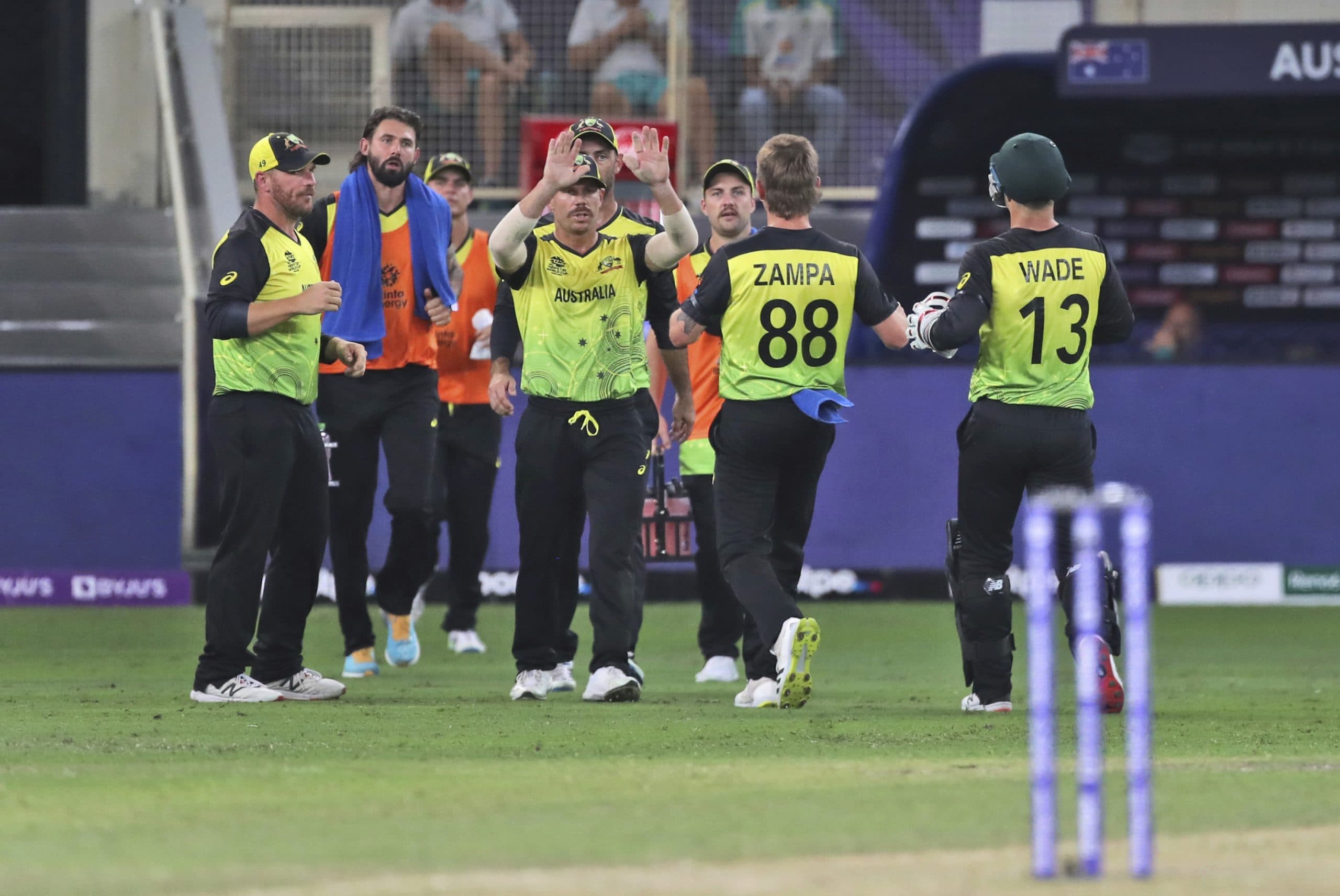 T20 World Cup 2021: कैसे ऑस्ट्रेलिया ने ग्रुप ऑफ डेथ से फाइनल में बनायी जगह, जानें हर मैच की कहानी