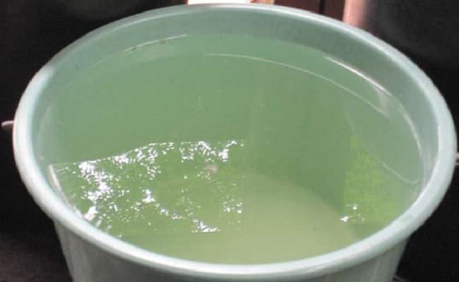 बिना  हेलमेट और नंबर प्लेट की स्कूटी पर सवार दिखे अलीगढ़ के DM, फोटो वायरल होने पर यूजर पूछने लगे अजब-गजब सवाल