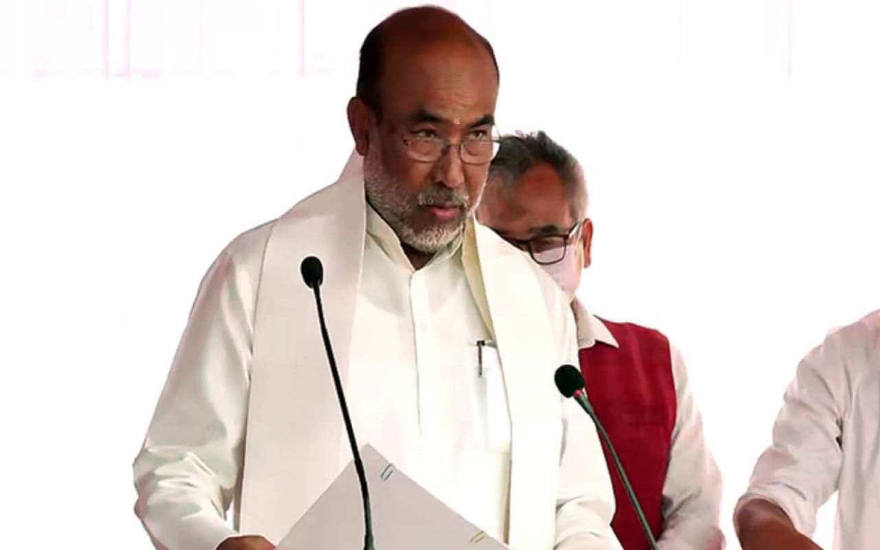 मणिपुर: 4 विधायकों के इस्तीफे के बाद बीजेपी की उच्च स्तरीय बैठक, सीएम बोले,’मन की बात’ को लेकर हुई चर्चा’