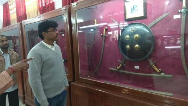 दरभंगा के संग्रहालयों से बिहार म्यूजियम नहीं जायेगी मिथिला की कलावस्तु, विरोध के बाद सरकार ने बदला विचार