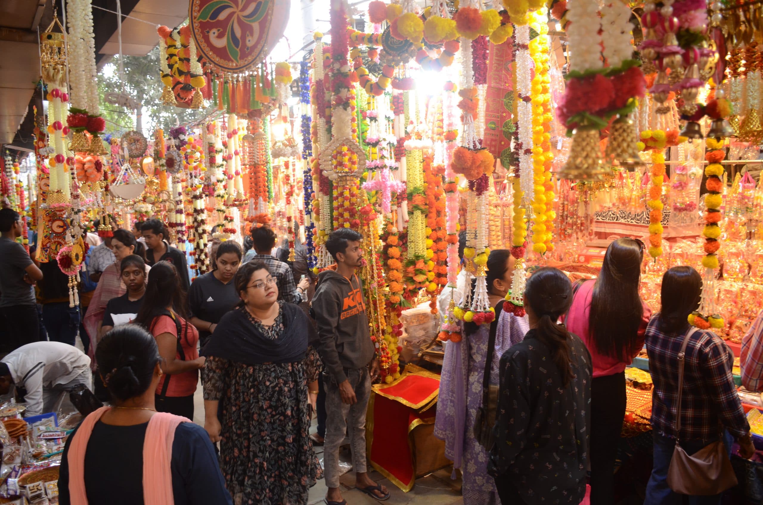 दीपावली आज, दोपहर दो बजकर 54 मिनट से 13 नवंबर दोपहर दो बजकर 55 मिनट तक रहेगा शुभ मुहूर्त, जानें पूजा विधि