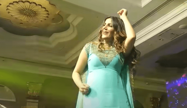 सपना चौधरी ने ‘प्यार का सट्टा’ गाने पर पर मचाया धमाल, देखिए देसी क्वीन का सुपरहिट डांस VIDEO