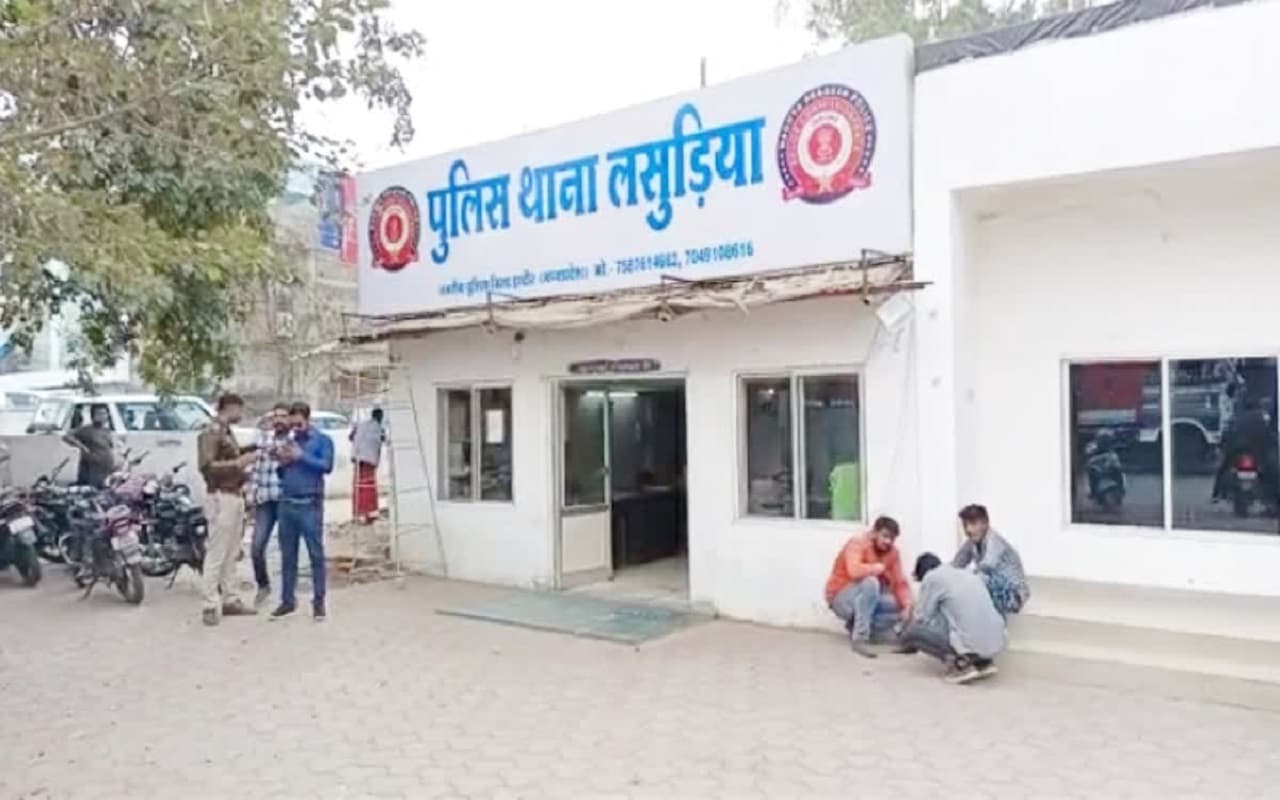 मध्यप्रदेश: इंदौर में 11 साल के बच्चे को निर्वस्त्र कर धार्मिक नारे लगाने को किया गया मजबूर