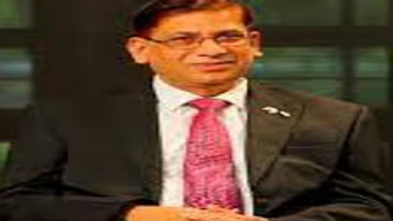 एएमयू में कानून संकाय के प्रोफेसर फैजान मुस्तफा चाणक्य नेशनल लॉ यूनिवर्सिटी के कुलपति नियुक्त