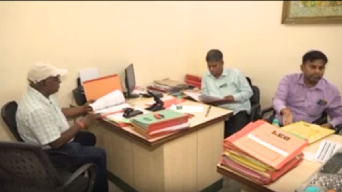 UP News: कानपुर में तेल कारोबारी के ठिकानों पर जीएसटी का छापा, 10 दिनों में दूसरी बड़ी कार्रवाई