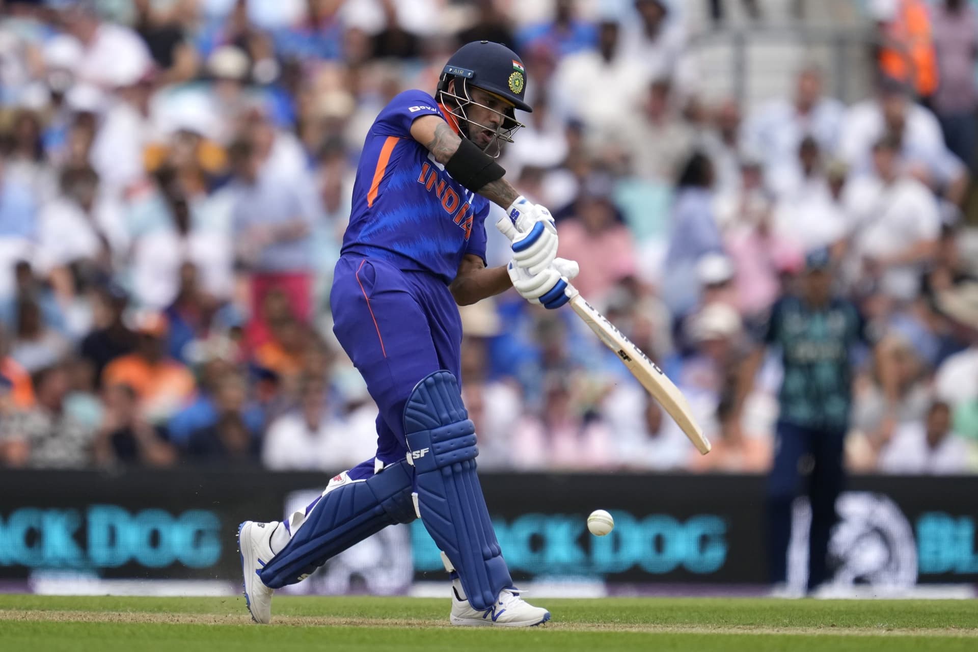 IND vs WI 1st ODI: भारत ने रोमांचक मुकाबले में वेस्टइंडीज को तीन रन से हराया, धवन नर्वस नाइंटी का शिकार