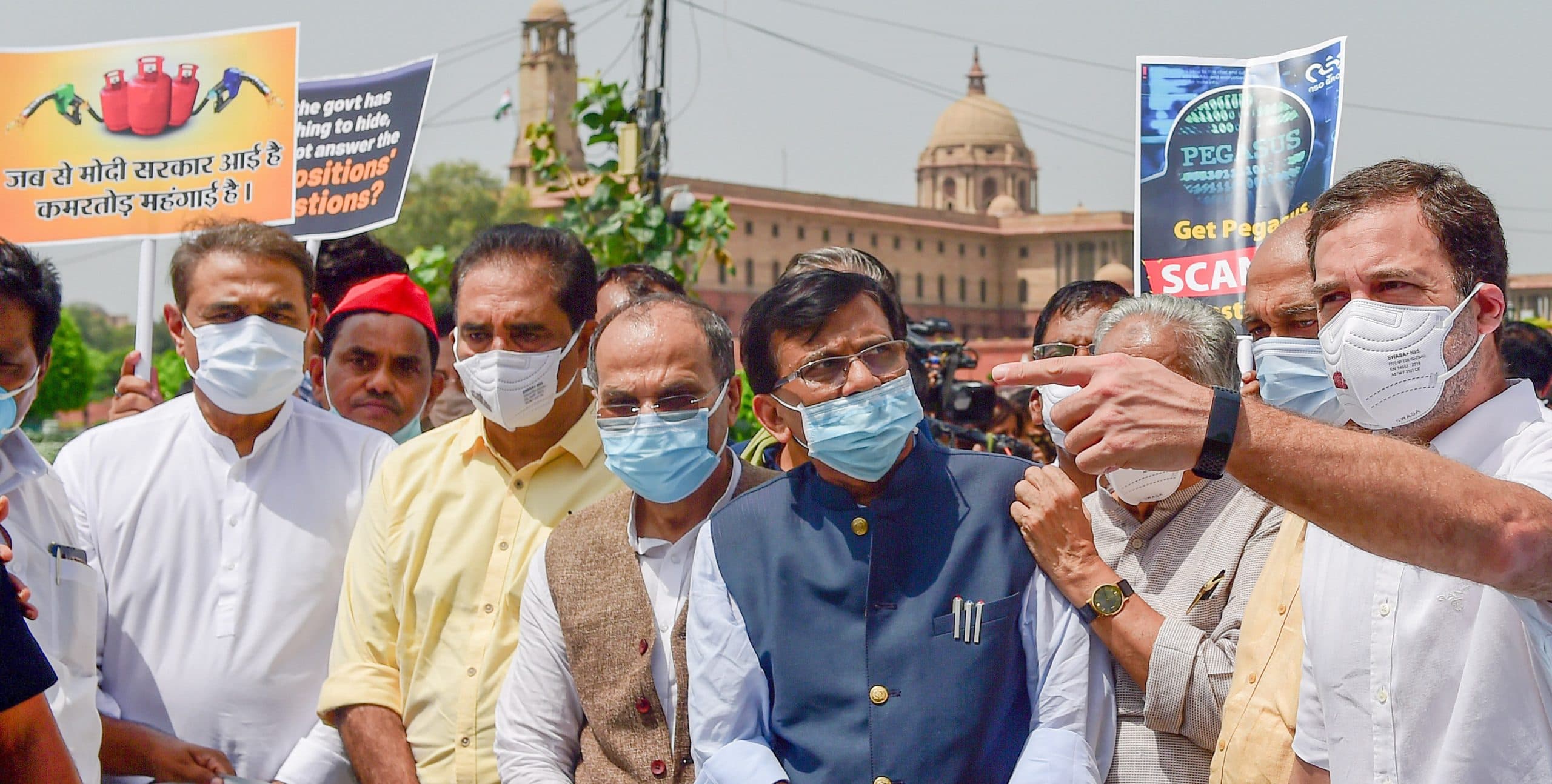 Rajya Sabha Ruckus: ‘पहली बार राज्यसभा में सांसदों की हुई पिटाई,महिलाओं से बदसलूकी’,विपक्ष ने लगाए गंभीर आरोप
