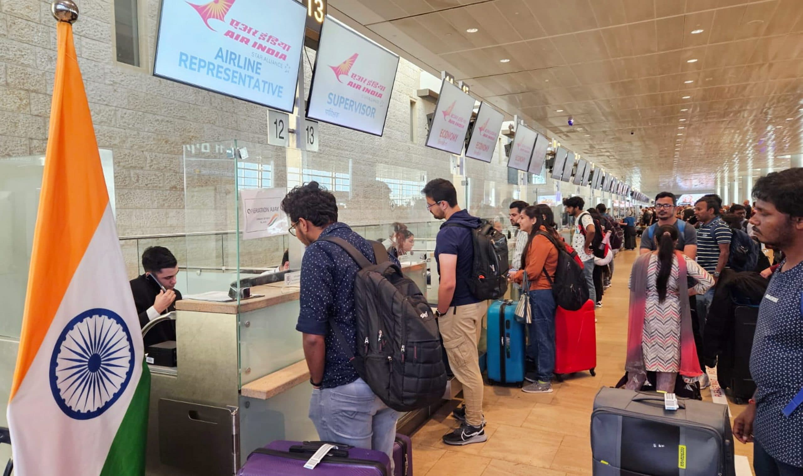 Operation Ajay : हम सो रहे थे तभी एक सायरन बजा और..., जानें इजराइल से भारत लौटे लोगों ने क्या कहा