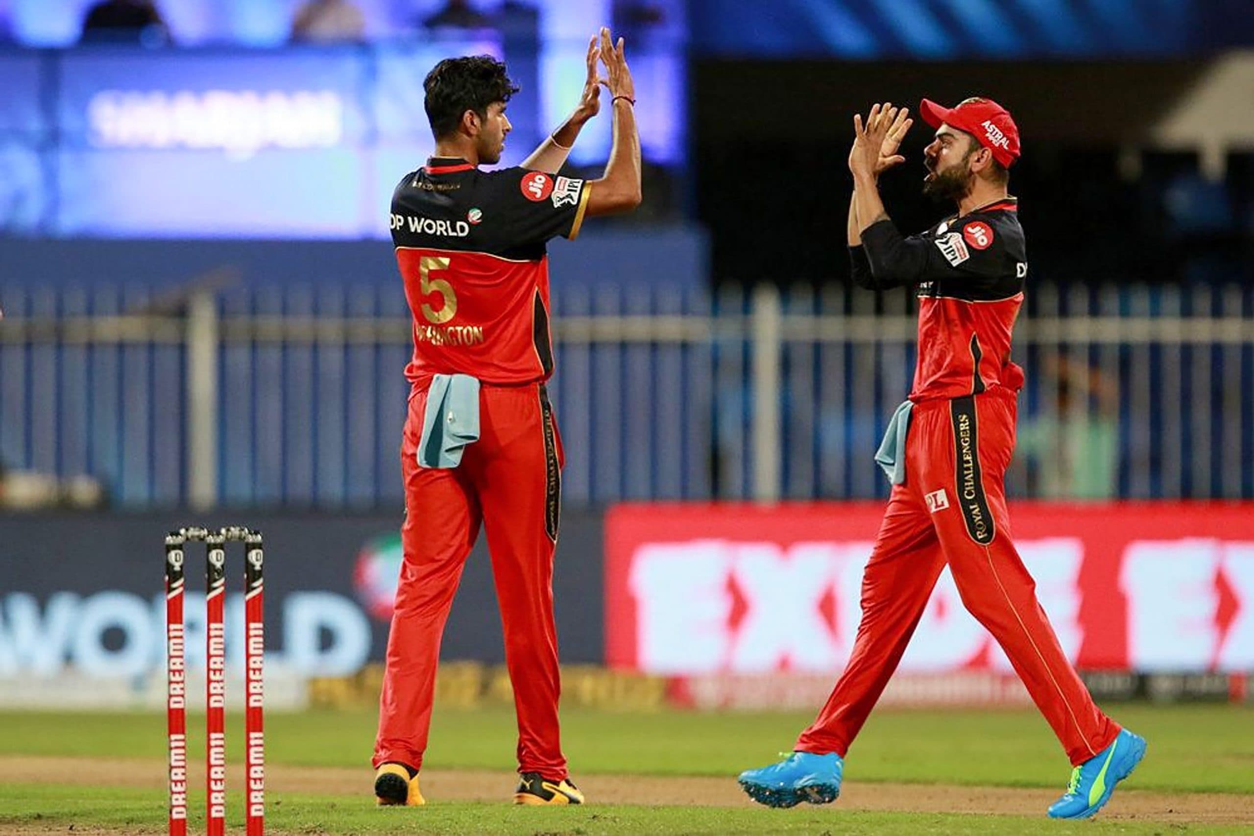 IPL 2020, RCB vs KKR Live Score : डिविलियर्स की आंधी में उड़ा केकेआर, विराट सेना ने नाइट राइडर्स को 82 रन से रौंदा