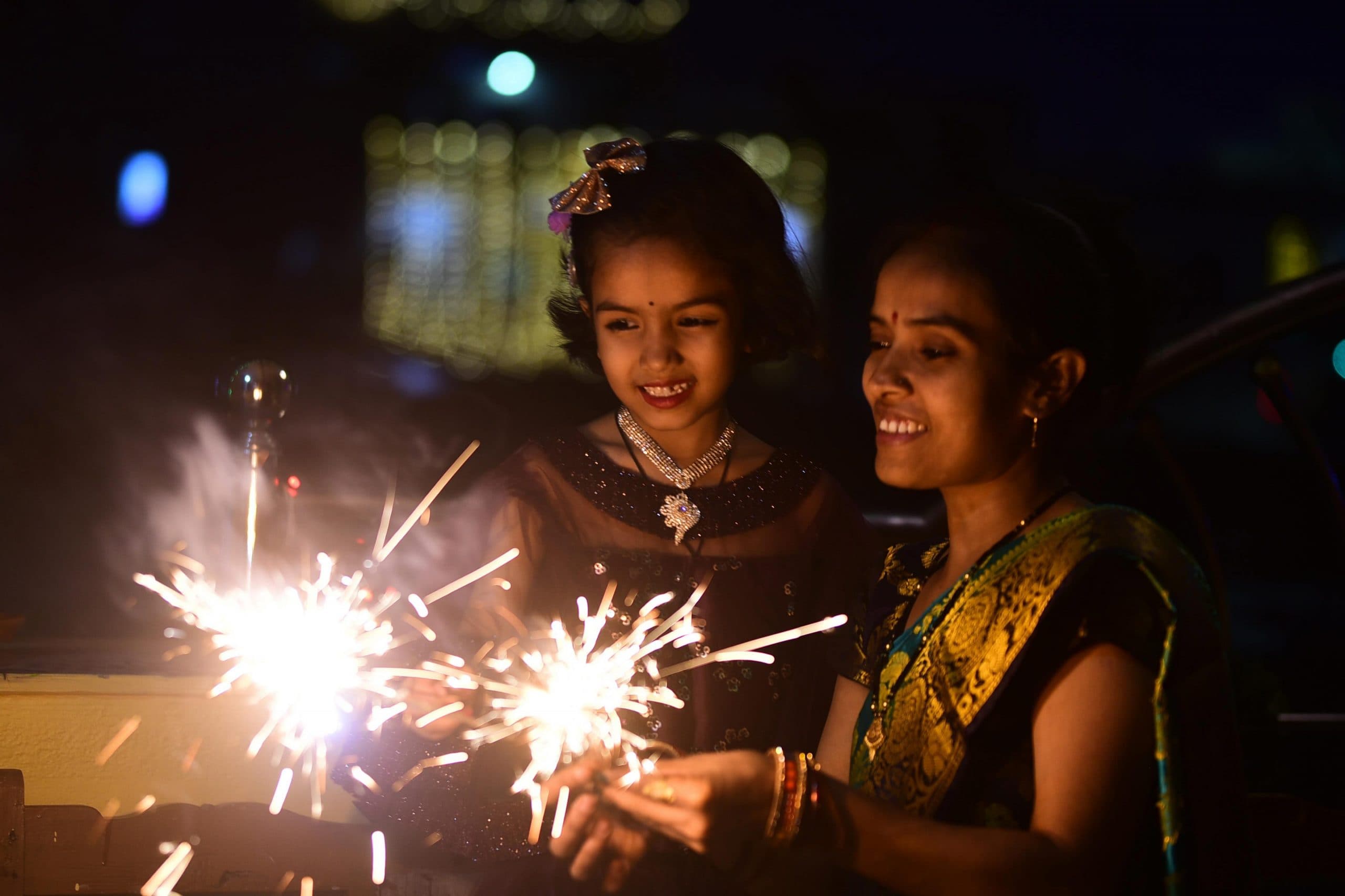 Diwali 2023 : दिल्ली में सुप्रीम कोर्ट के आदेश के बावजूद पटाखों पर लगे प्रतिबंध का किया गया उल्लंघन