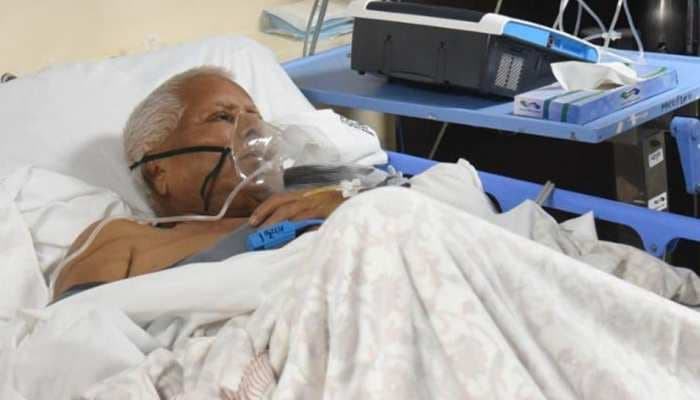 Lalu yadav Update: लालू यादव की सेहत चिंताजनक, बेटी रोहिणी आचार्य ने कहा- पापा के लिए दुआ करें