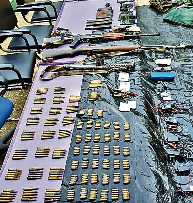 तनाव के बीच सीमा पर बड़ी कामयाबी, BSF ने भारत-पाक बॉर्डर से बरामद किया हथियारों का जखीरा