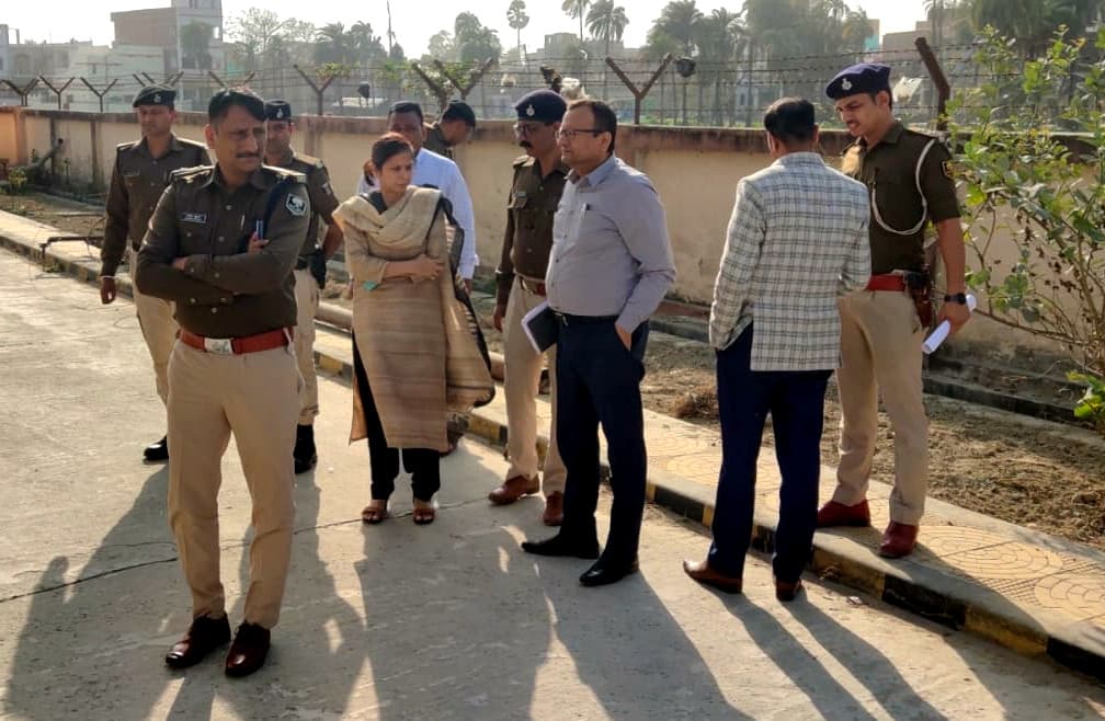 टाइम बम: यूपी ही नहीं, पुलवामा और चेन्नई से भी आतंकी कनेक्शन की हो रही जांच, जानें, Latest Update..