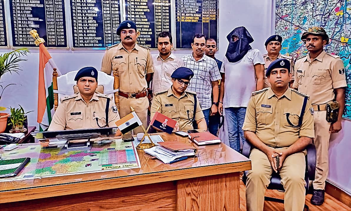 गया में बीजेपी नेता के घर बमबाजी मामले में पुलिस को मिली बड़ी सफलता, मुख्य आरोपी समेत दो गिरफ्तार