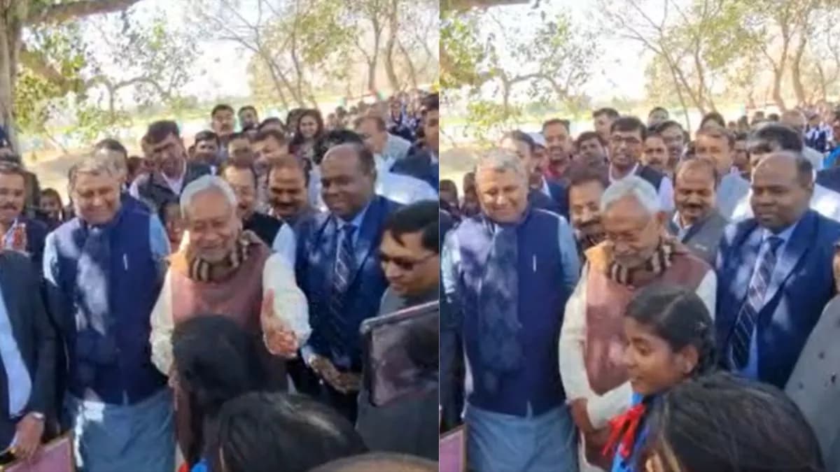रोहतास पहुंचे नीतीश कुमार ने सुना वायरल गर्ल सलोनी से नशा मुक्ति गीत, किया सम्मानित