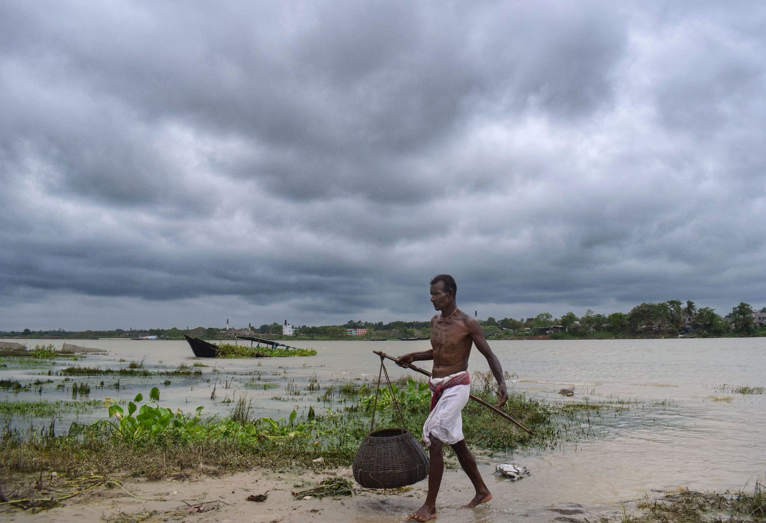 Weather Forecast Updates Today: मानूसन के प्रवेश के साथ देशभर के कई राज्‍यों में हो रही जोरदार बारिश, देखें बिहार, झारखंड में कैसा रहेगा मौसम