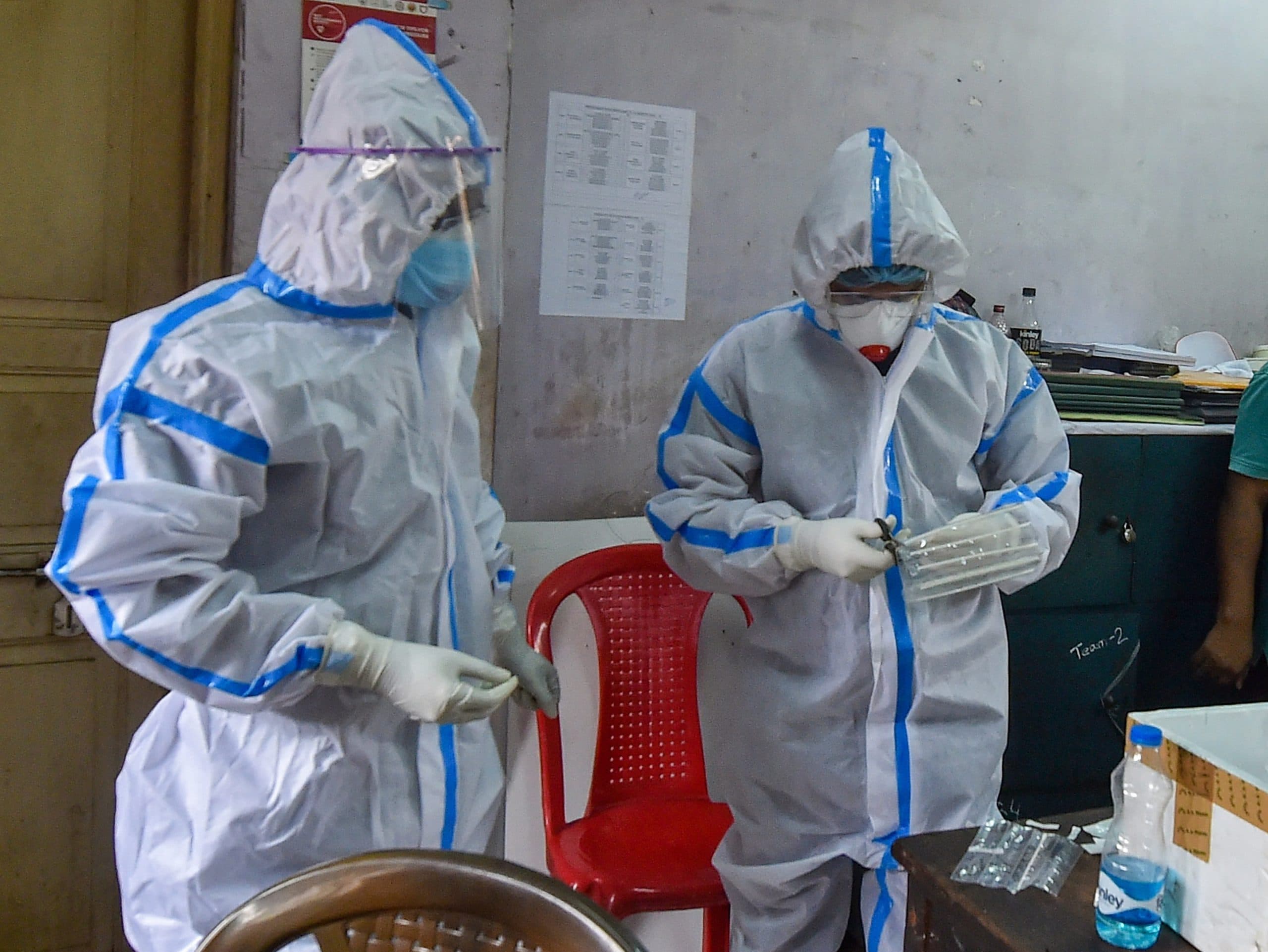 भारत में इस कारण तेजी से बढ़ रहा कोरोना का संक्रमण, नहीं संभले तो मचेगी भारी तबाही