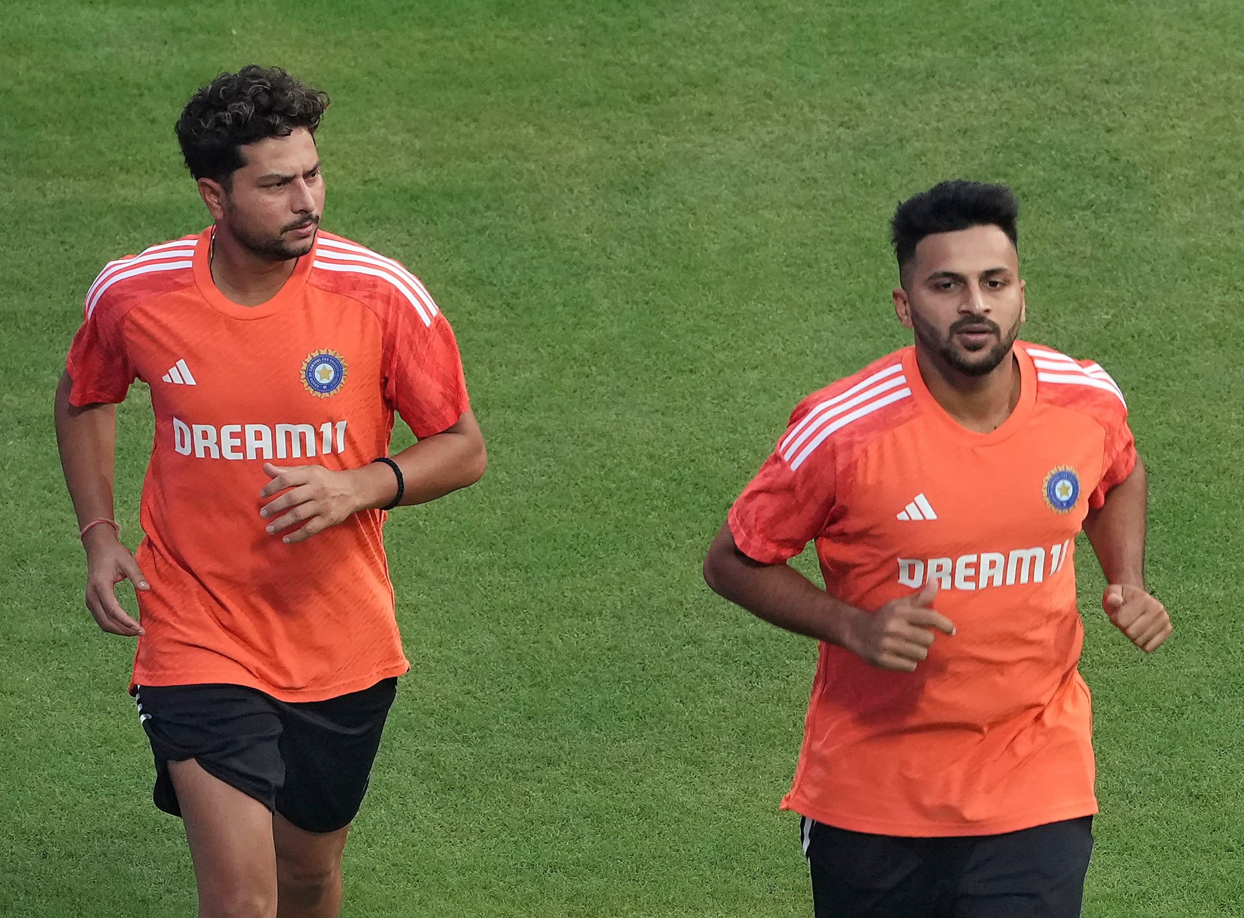 IND VS NZ सेमीफाइनल मैच से पहले गावस्कर ने कुलदीप यादव को दी चेतावनी, कहा- 'वह एक दिग्गज...'