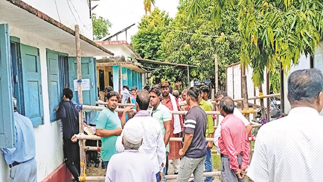 ‍‍‍‍‍Bihar Nikay Chunav: दूसरे चरण की नामांकन प्रक्रिया खत्म, पटना में कुल इतने लोगों ने दाखिल किया पर्चा