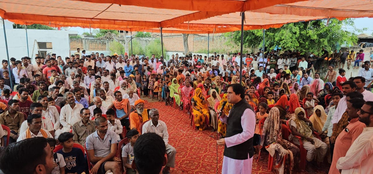 वरुण गांधी ने पूछा , नेता बताएं किसके पैसे से बड़े- बड़े काफिले लेकर चल रहे, संविदा नौकरी पर सरकार को घेरा